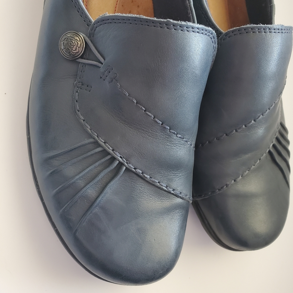 Rockport slip-on shoe size 9.5